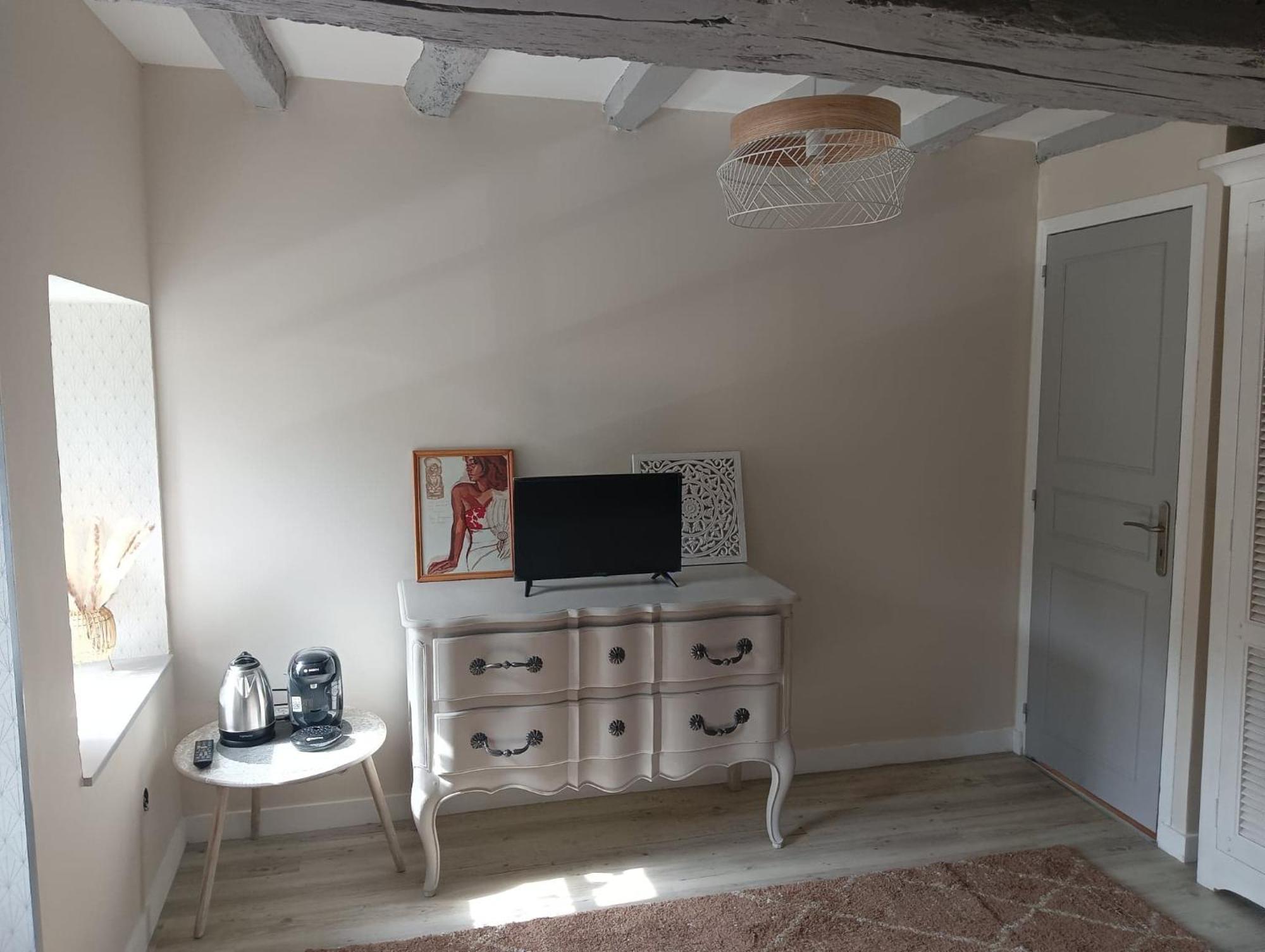 Chambre D'Hote Familiale De La Maison Bleue Lanvallay ภายนอก รูปภาพ